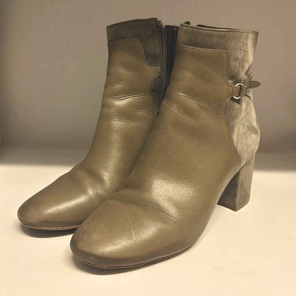 Cole Haan Women’s Taupe Suede Ankle+ Boots Size 8.5M
